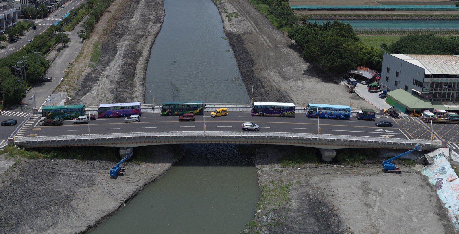 「吳厝橋」完工照