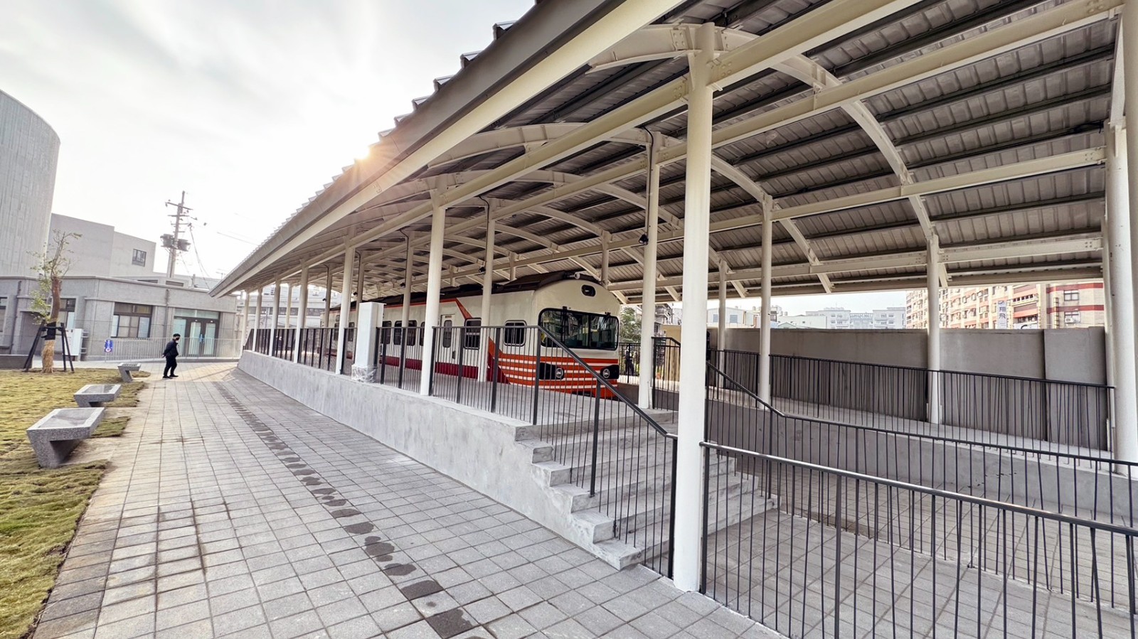竣工實績（火車餐廳）